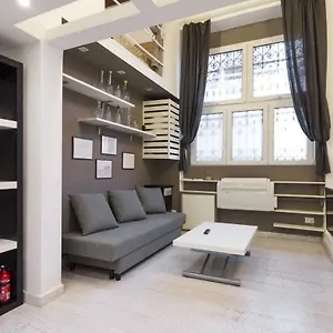  Apartment Primopiano - Schiaparelli A Flat